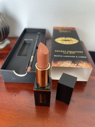 Kash Secret treasure matte lipstick & Liner in shade True Nude - New / Boxed