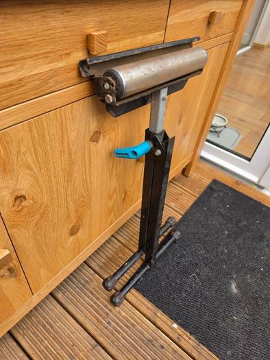 3 in 1 ball roller stand