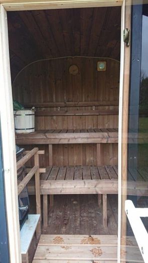 Cube sauna,/Barrel sauna