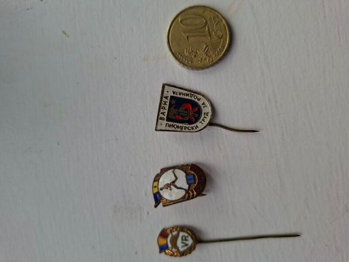 Romanian/Bulgarian Lapel Badge - Miniatures