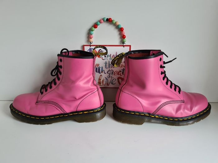 Dr Martens pascal England 1460 8 hole pink ankle boots 8 hole UK9 EU43 US11
