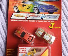 Ferrari Testarossa / Buick Le Sabre Matchbox Super Colour Changers