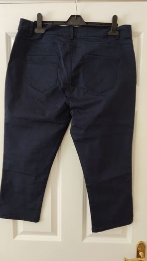 Dunnes Navy Three Quarter Lengths size 16
