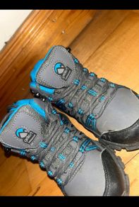 kids sneakers