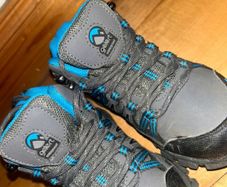 kids sneakers