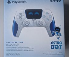 PlayStation 5 DualSense Wireless Controller Astro Bot Joyful Limited Edition