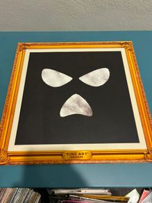 Kneecap Fine Art
