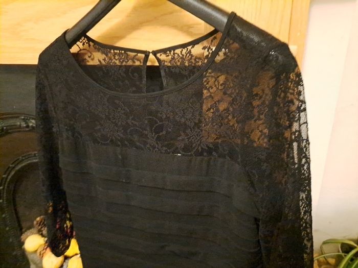 ladies black dress