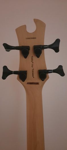 Epiphone Tobias Bass
