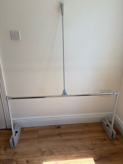 wardrobe pull down rail lift