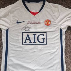 Manchester United legend Dimitar Berbatov signed jersey