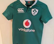 2015/16 Ireland Rugby Jerseys (Kids 11/12 years) signed