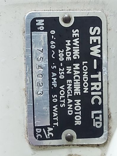 Vintage Lucia Sewing Machine for parts or repair