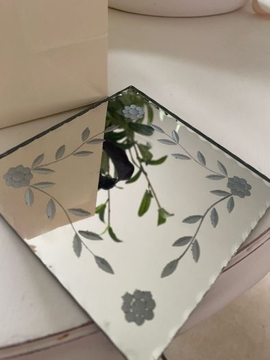 ShabbyChic Laura Ashley Inspired Sett of 3 Mirror Bases 5e
