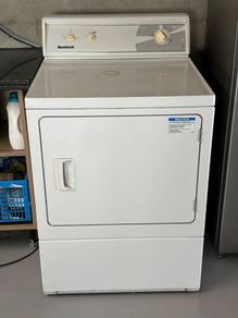 Gas tumble dryer