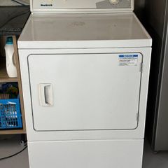 Gas tumble dryer