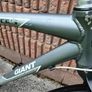 Giant hybrid bike Image 7