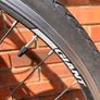 Giant Escape Mens hybrid bike Image 7