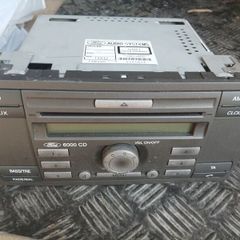 Ford Focus radio