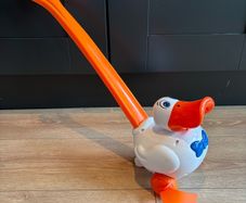 Walking duck toy
