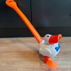 Walking duck toy