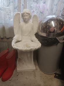 Angel statue
