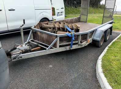 Plant trailer