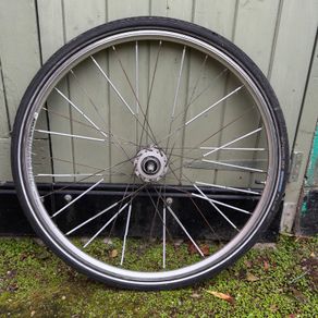 hub dynamo bike wheel 700C