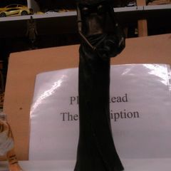 figurine