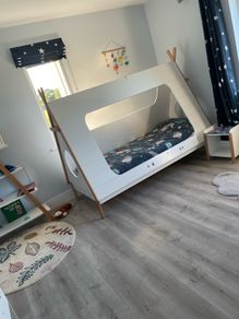 Kids bed