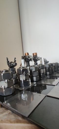 Hand-welded chees