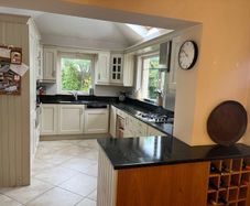 Kitchen, incl fridge, dish washer, gas cooker, fan
