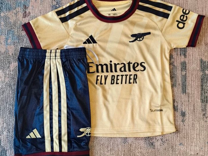 Arsenal away kit sizes season 26/27 kids