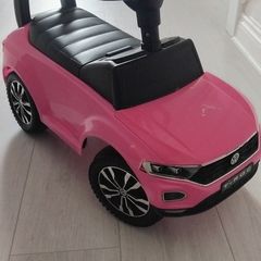 Pink VW ride on car