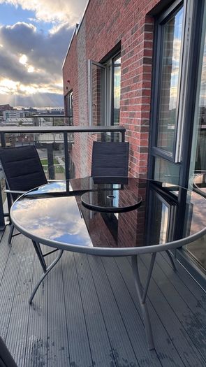 Large Table and 6 chairs