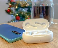 OnePlus Buds Z2 Pearl White