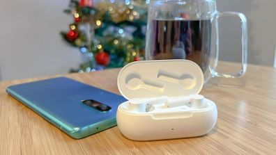 OnePlus Buds Z2 Pearl White