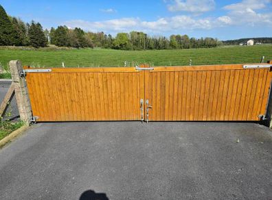 Timber Gates