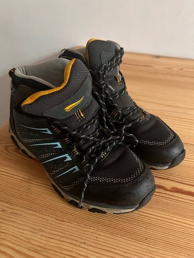 Men's /Boy's walking boots