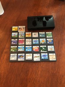Nintendo Ds Lite with 27 games