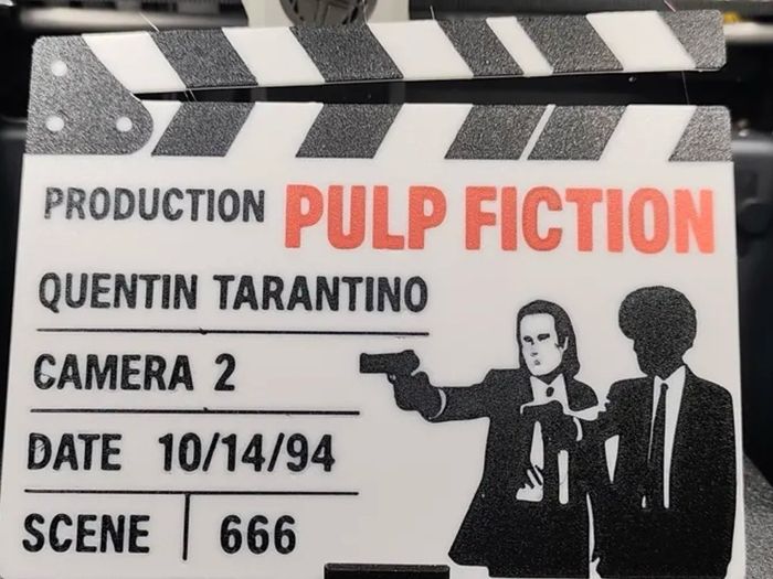 Pulp fiction / Scarface display scene clap boards
