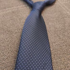 Purple tie