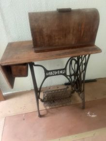 Singer sewing machine