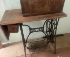 Singer sewing machine