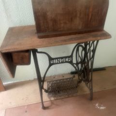 Singer sewing machine
