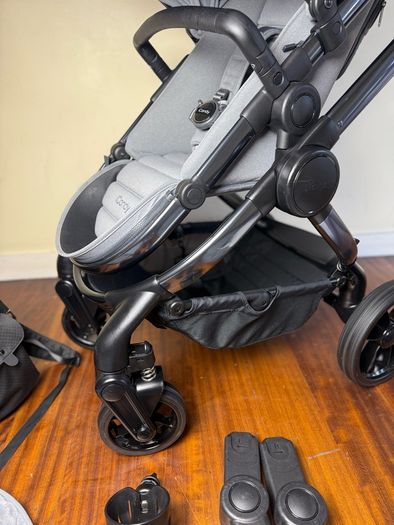 New condition icandy Peach 7 travel system pram