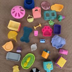 Random bits and pieces of toys