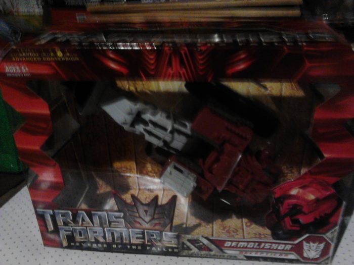 Transformers revenge of the fallen demolisher