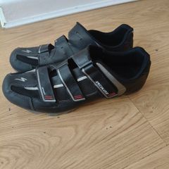specialized shoes