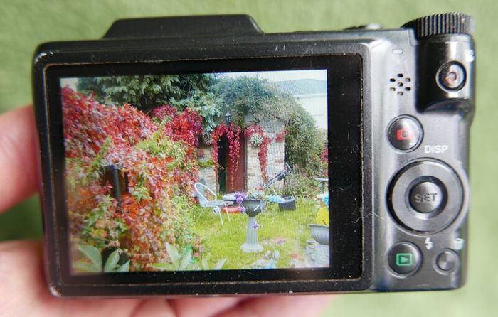 Maginon SZ-24 Digital Compact Camera 16,1MP - 24 x Optical Zoom Tested (battery cover is missing)